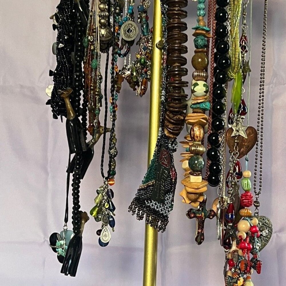 Estate Jewelry Sale - $5 Starts -LIVE SHOW Friday 12/12/25 6 PM Mountain.
